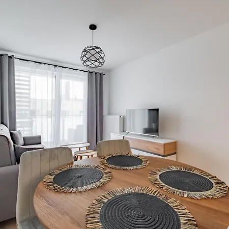 Horyzont -bałtycka Przy Porcie -blisko Portu !!! * Kołobrzeg