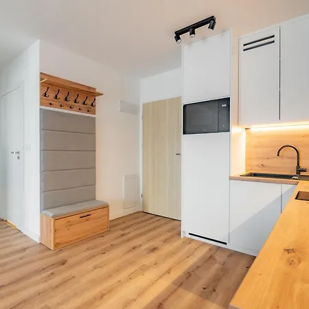 Horyzont -bałtycka Przy Porcie -blisko Portu !!! * Kołobrzeg